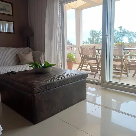 Abby Seaview House Palaiontsiflikion