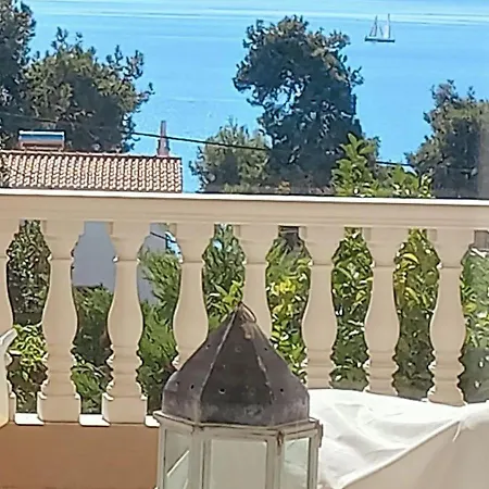 Villa Abby Seaview House